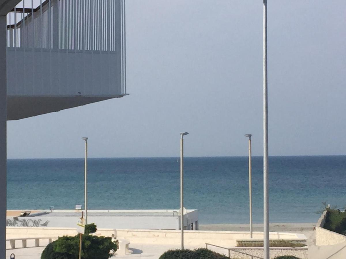 Appartamento Casa sul Mare - WIFI free - parcheggio privato San Foca Esterno foto