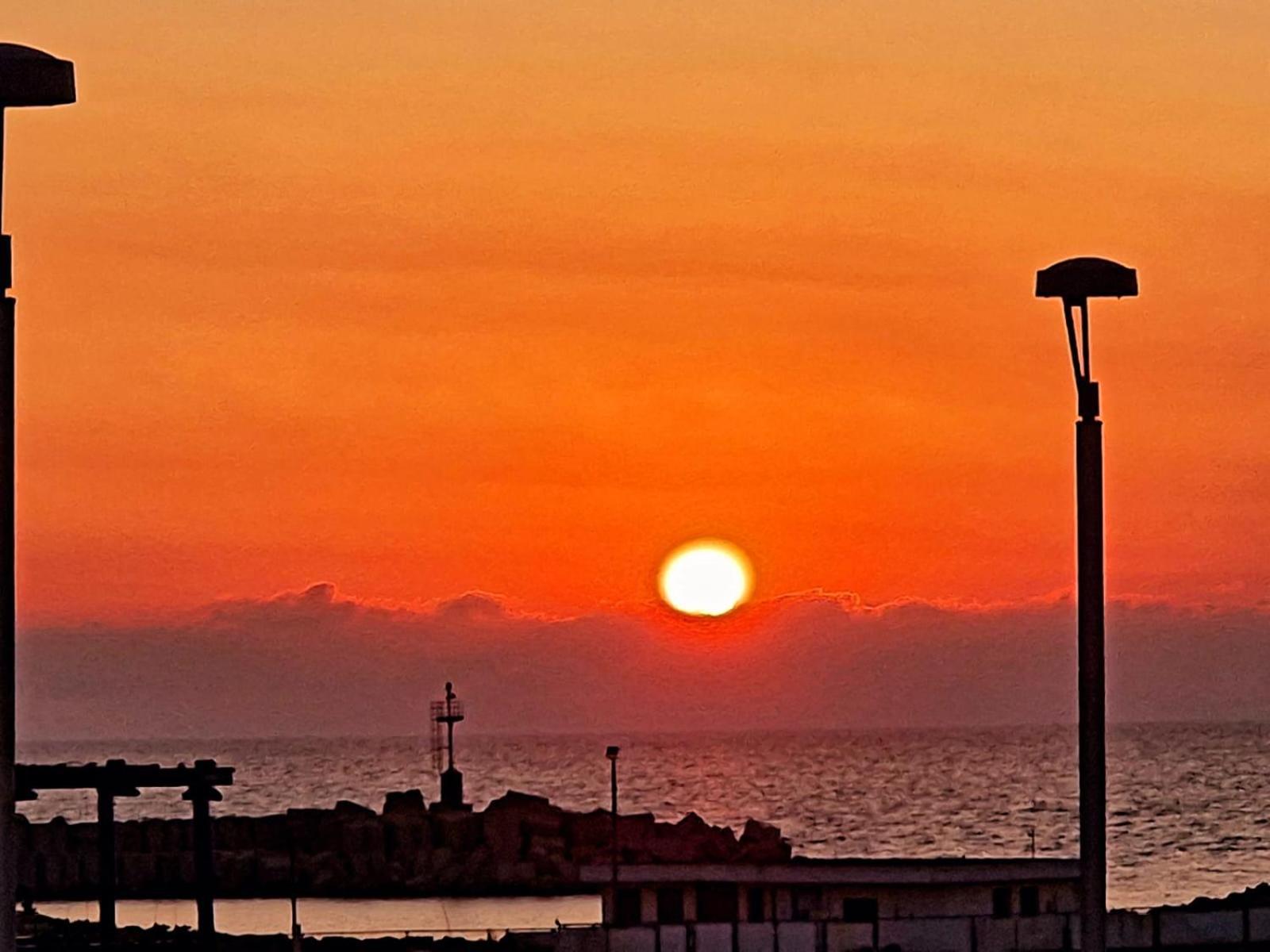 Appartamento Casa sul Mare - WIFI free - parcheggio privato San Foca Esterno foto