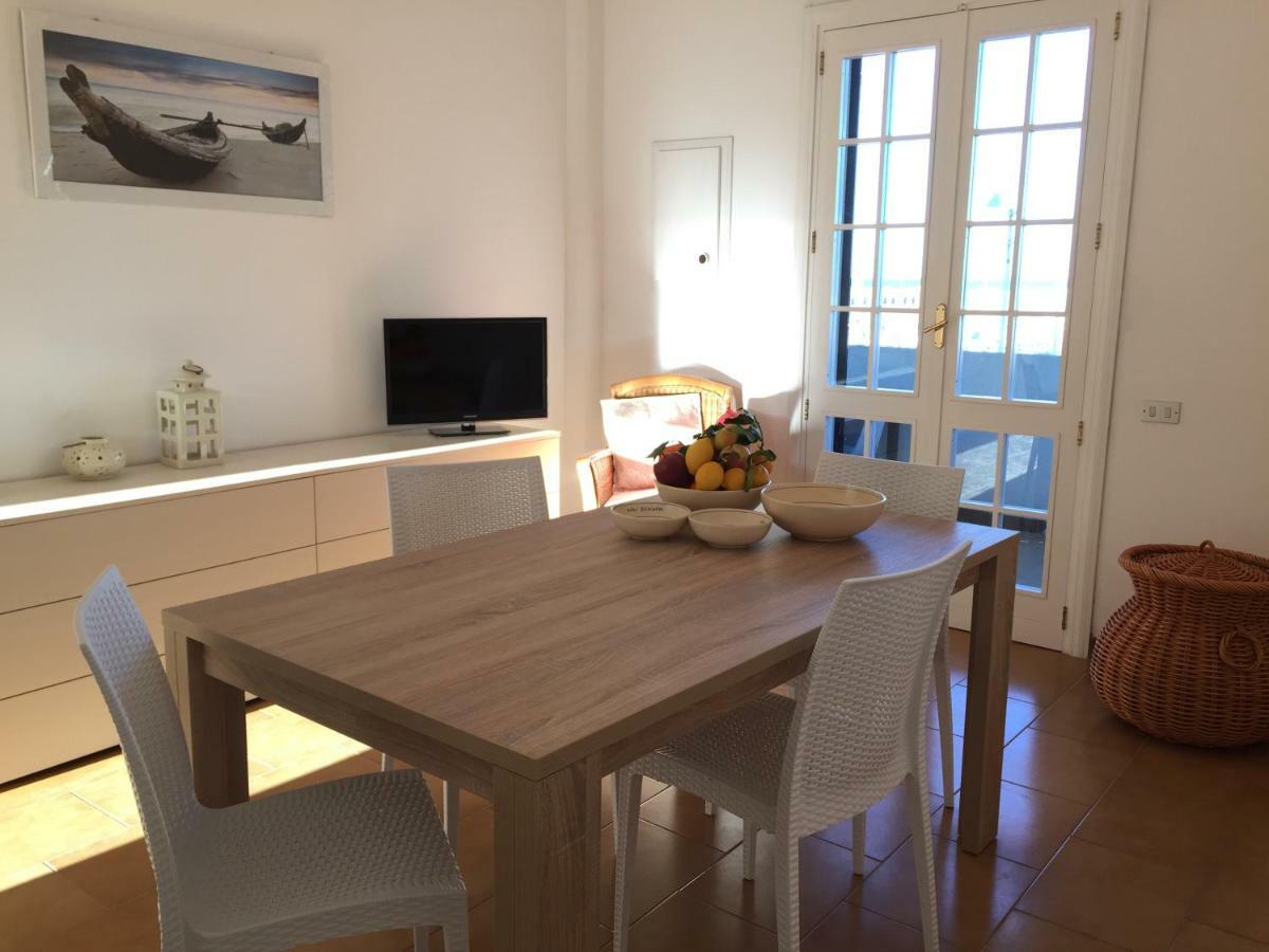 Appartamento Casa sul Mare - WIFI free - parcheggio privato San Foca Esterno foto